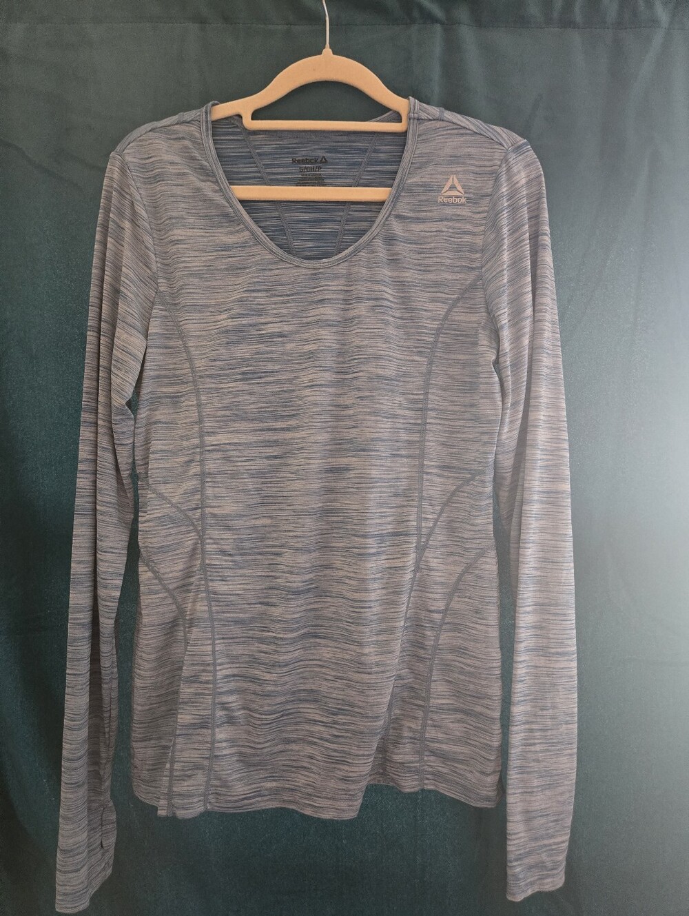 Reebok Women’s Long-Sleeve Heathered Blue Athletic Top